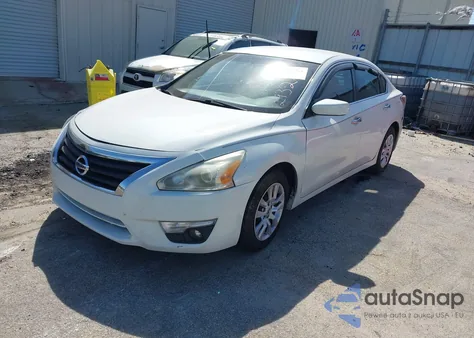 2014 Nissan Altima 2.5 from USA, damaged, VIN 1N4AL3AP2EC293212